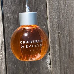Crabtree & Evelyn Shower Bauble White Cardamom